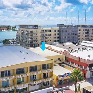 bay-harbor-luxury-1-bedroom-apartments.comcaribbean.com/