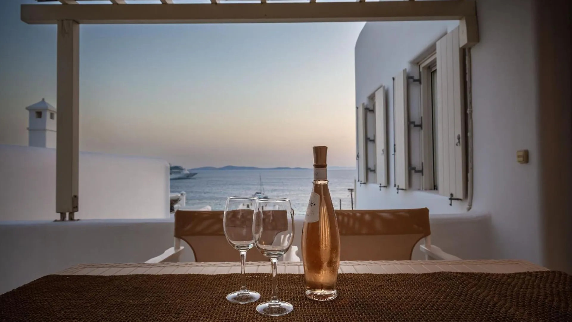 Namaste Boutique Apartments Mykonos Tourlos 0*,  Řecko